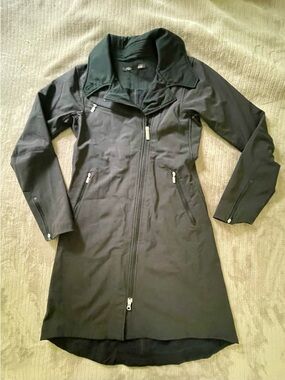 Women's Nau Shroud of Purrin Black Long Zip Front Coat